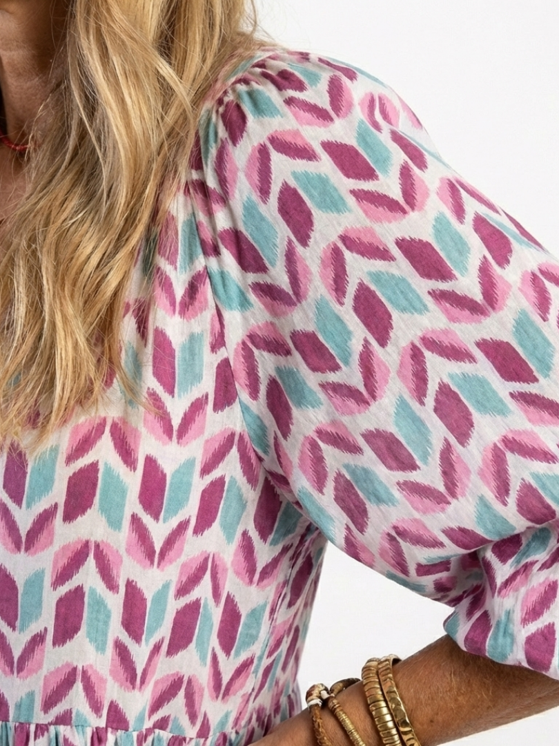 Mireya | Geometrisches Print Langarm-Tierkleid