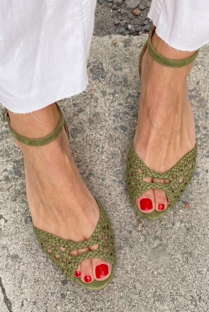 Anneliese | Geflochtene Sandalen mit Knöchelriemen