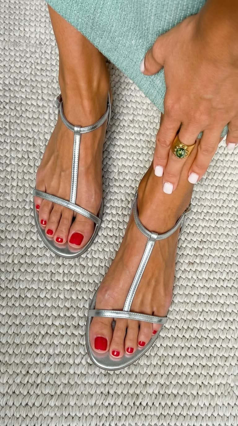Hannelore | Elegante Sandalen mit T-Riemchen