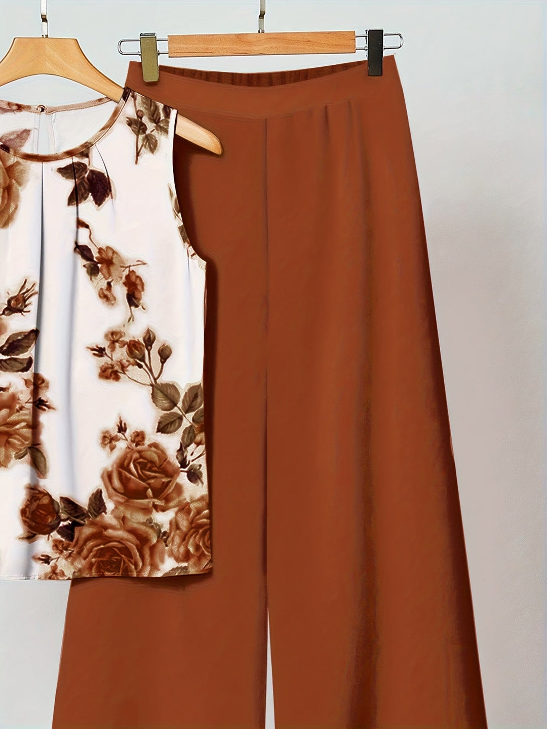 Jasmin | Vintage Braun Floral Set