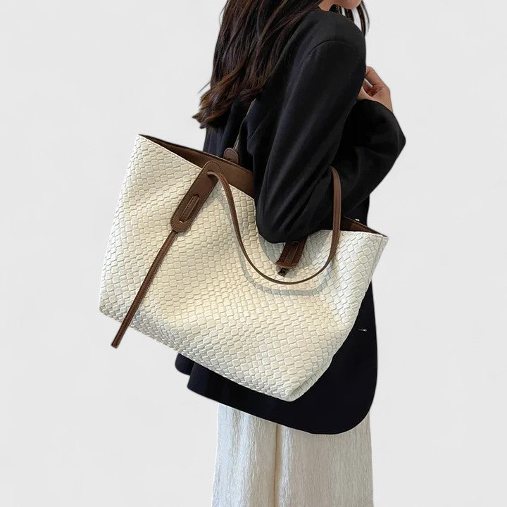 Emmeline | Elegante Tote Bag