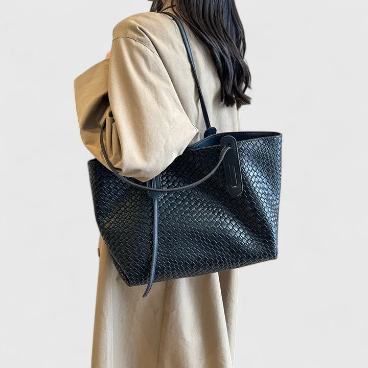 Emmeline | Elegante Tote Bag