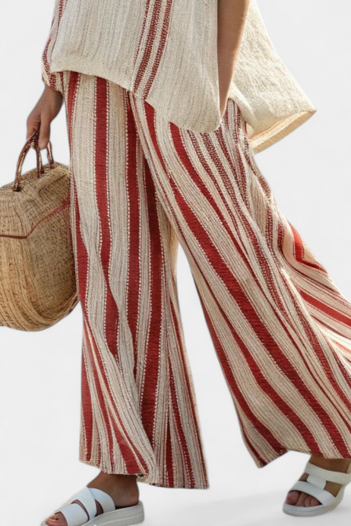 Kendall | Elegantes Texturiertes Top mit Roten Streifen & Leinenhose